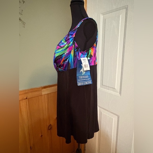 Black Asymmetrical V-Neck Sleeveless Sundress with hidden bottoms size 20 NWT - Picture 4 of 10